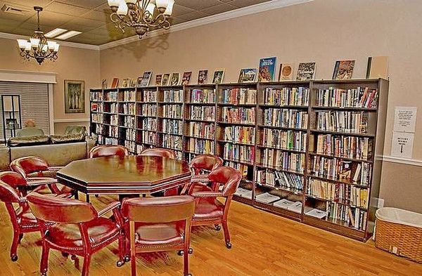 2281 Mariposa Ave, Port Orange FL 32129