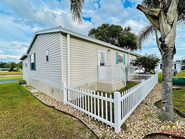 25817 ESPANOLA DR, Leesburg FL 34748