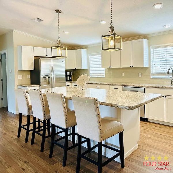 25817 ESPANOLA DR, Leesburg FL 34748