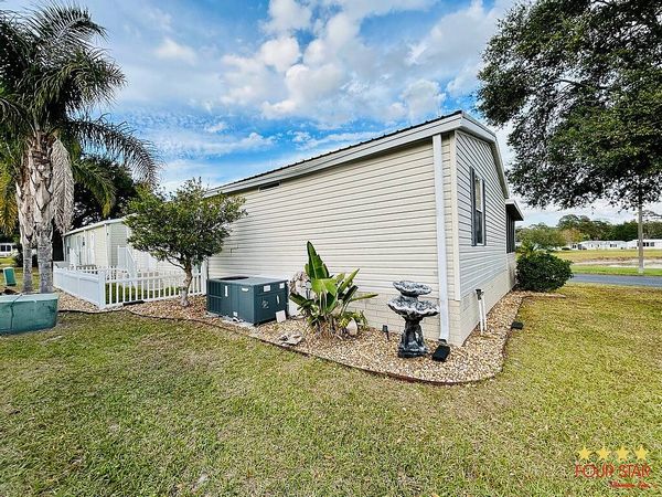 25817 ESPANOLA DR, Leesburg FL 34748