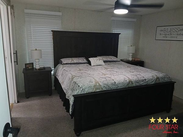 1956 Inverary Dr, Lot 912, Orlando FL 32826