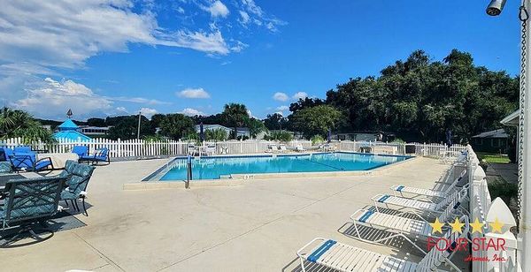 199 Landing Dr, Leesburg FL 34748