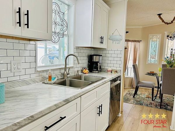 199 Landing Dr, Leesburg FL 34748