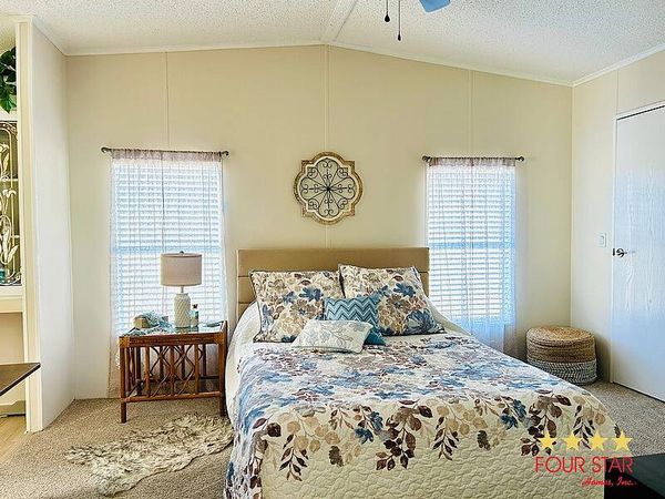 199 Landing Dr, Leesburg FL 34748