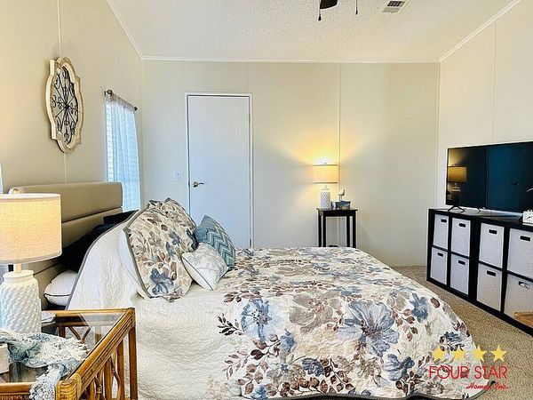 199 Landing Dr, Leesburg FL 34748