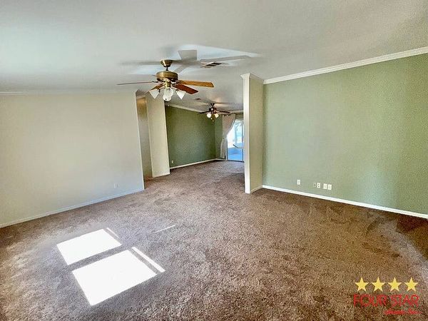 566 Squire Ln, Kissimmee FL 34746