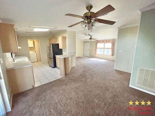 566 Squire Ln, Kissimmee FL 34746