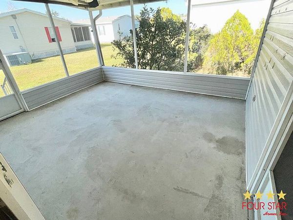 566 Squire Ln, Kissimmee FL 34746