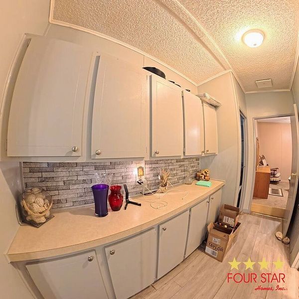 12 Sugarboat Dr, Leesburg FL 34788