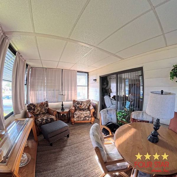 12 Sugarboat Dr, Leesburg FL 34788