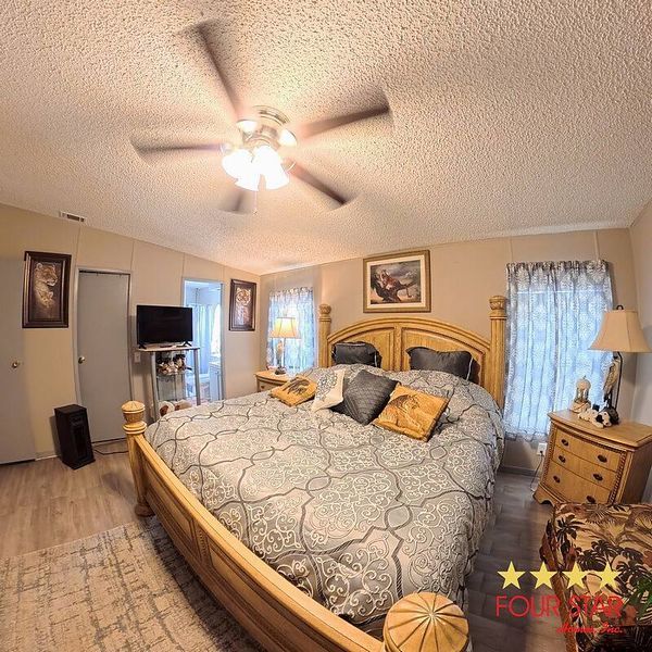 12 Sugarboat Dr, Leesburg FL 34788