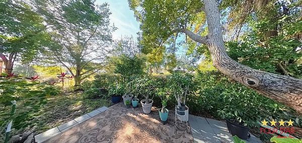 12 Sugarboat Dr, Leesburg FL 34788