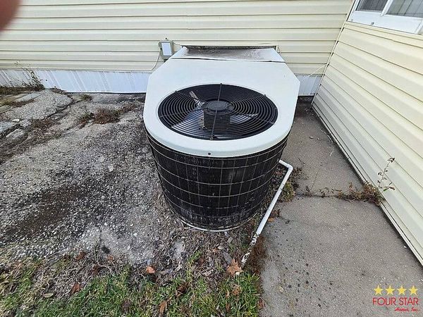 575 Tammi Dr, Leesburg FL 34788