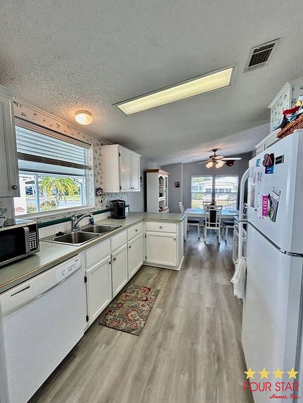 415 Los Indios, Edgewater FL 32141