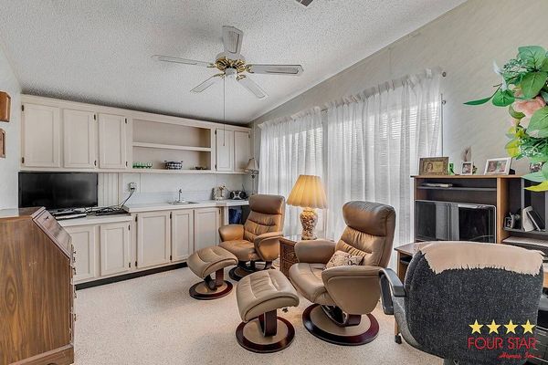 271 Costa Rica, Edgewater FL 32141