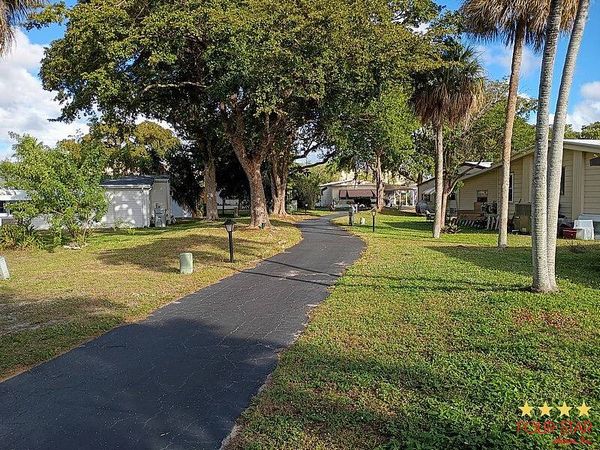 801 Birdie Lane, Pompano Beach FL 33069