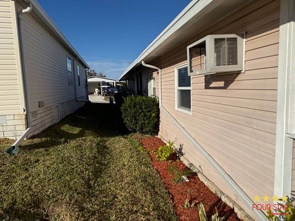 28237 River Run Dr, Leesburg FL 34748