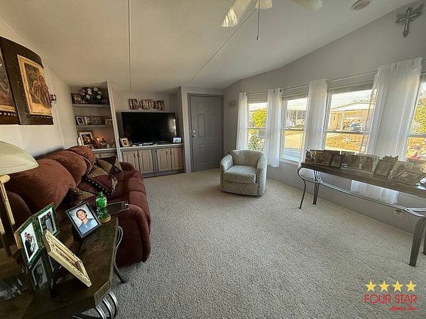 28237 River Run Dr, Leesburg FL 34748