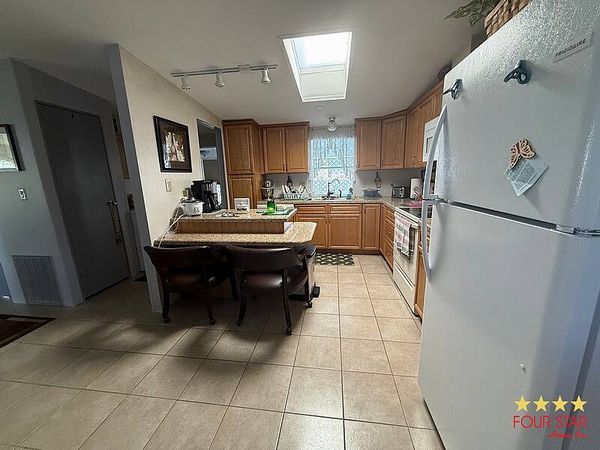 28237 River Run Dr, Leesburg FL 34748