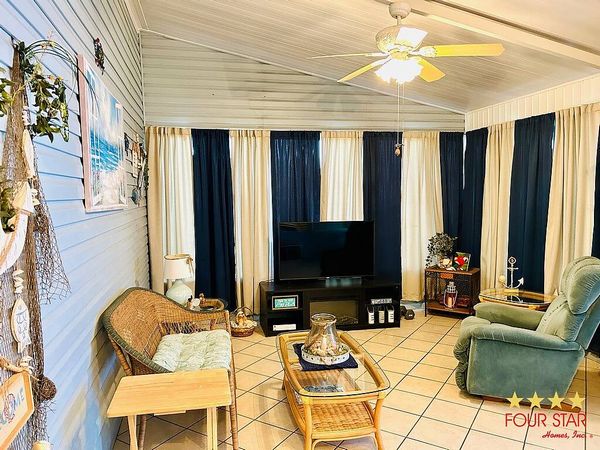 28311 RIVER RUN DR, Leesburg FL 34748