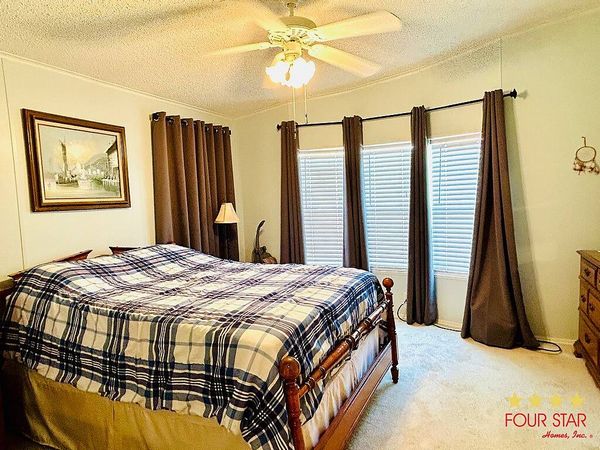 28311 RIVER RUN DR, Leesburg FL 34748