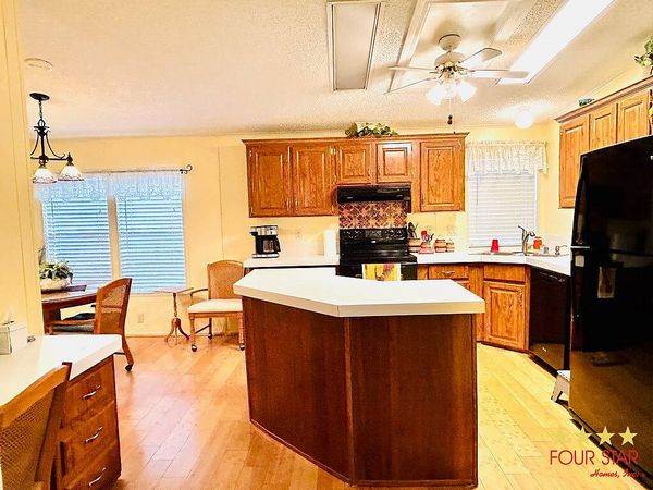 28311 RIVER RUN DR, Leesburg FL 34748