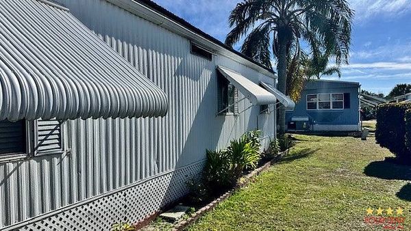 3 Brisa Lane, Port St. Lucie FL 34952