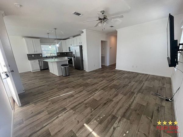 221 Mouse Mountain Dr, Davenport FL 33896