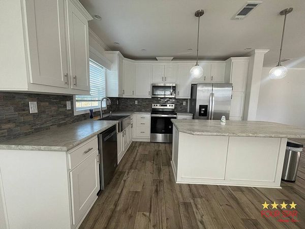 221 Mouse Mountain Dr, Davenport FL 33896