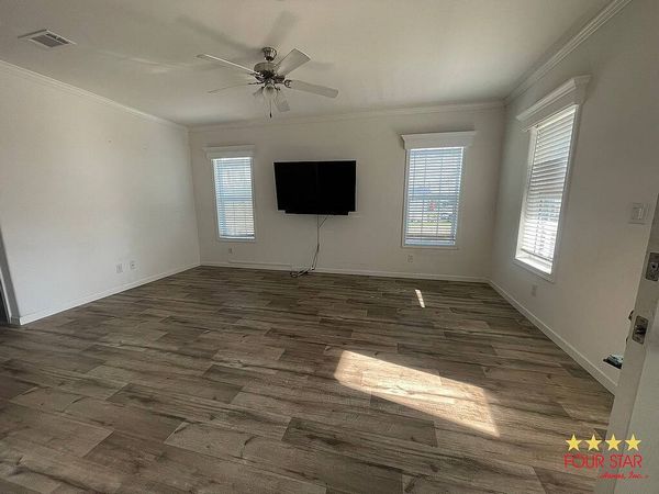 221 Mouse Mountain Dr, Davenport FL 33896