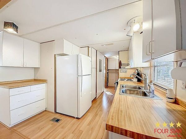 14051 SE Highway 19, Lot 21, Inglis FL 34449