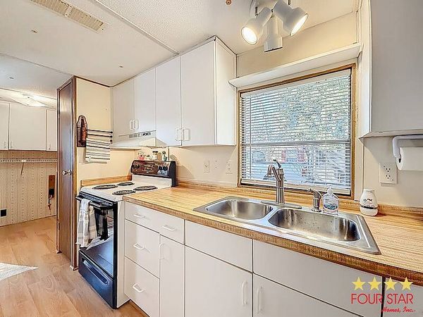 14051 SE Highway 19, Lot 21, Inglis FL 34449