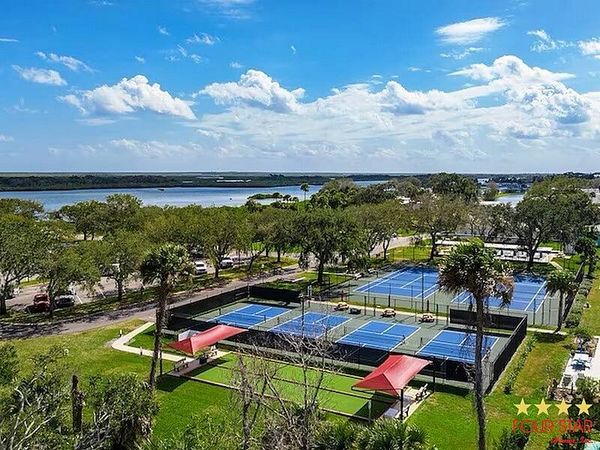 369 Los Indios, Edgewater FL 32441