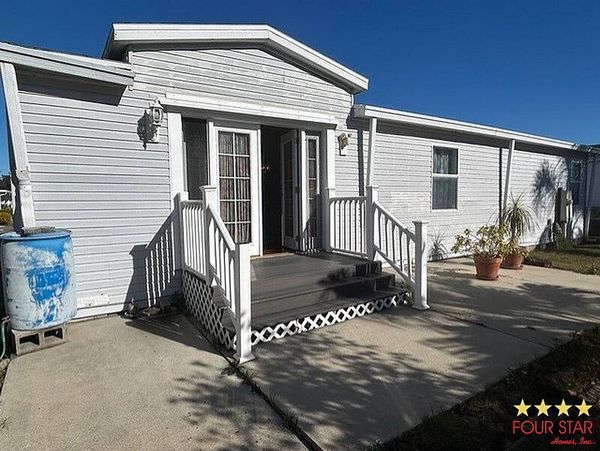 369 Los Indios, Edgewater FL 32441