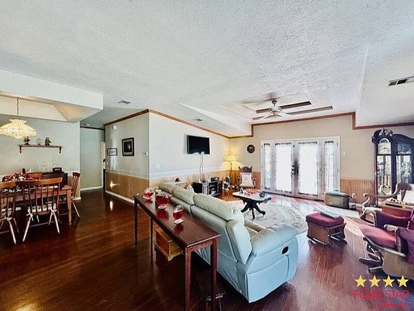 369 Los Indios, Edgewater FL 32441