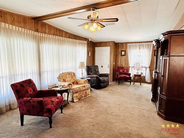 83 Sea Fern Dr, Lot 111, Leesburg FL 34788