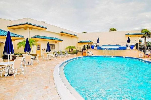 2289 Las Fuentes Dr, Port Orange FL 32129