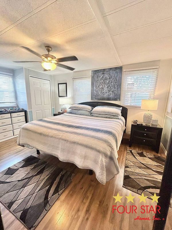 10 COACHMANS CT, South Daytona FL 32119