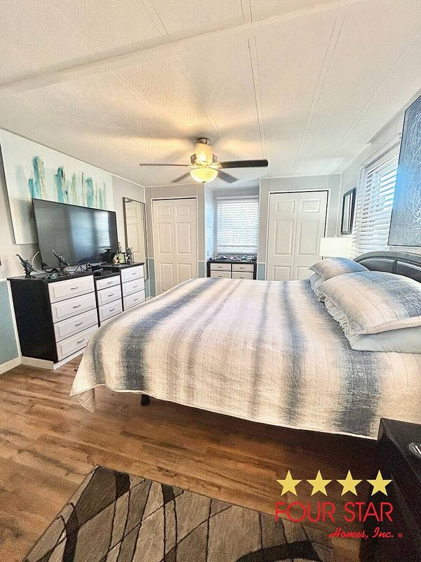 10 COACHMANS CT, South Daytona FL 32119