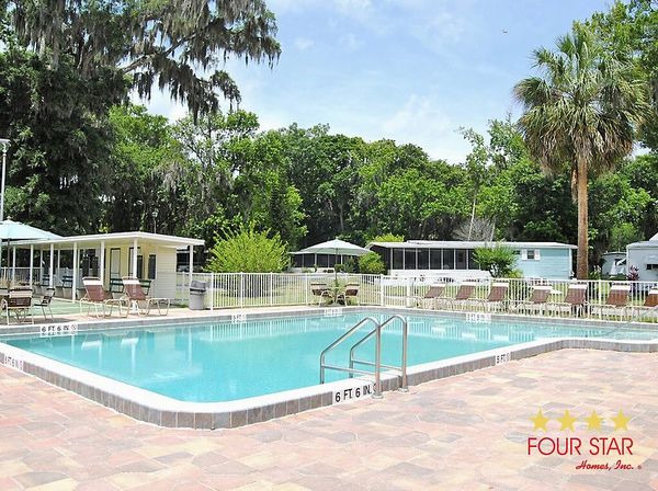 10 COACHMANS CT, South Daytona FL 32119