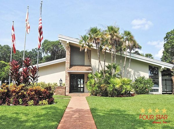 10 COACHMANS CT, South Daytona FL 32119