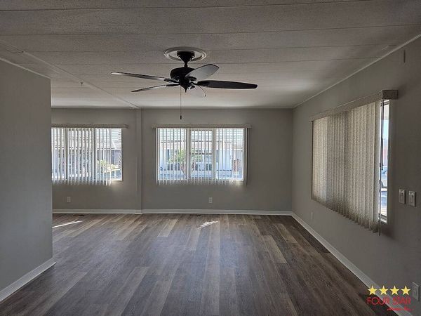 2325 Fremont Dr., Sarasota FL 34238