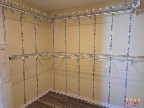 2325 Fremont Dr., Sarasota FL 34238