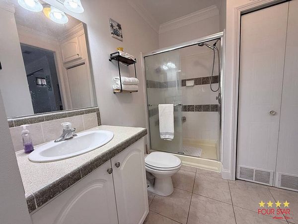 212 London Dr, Lot 212, Kissimmee FL 34746