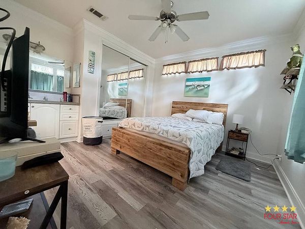 212 London Dr, Lot 212, Kissimmee FL 34746