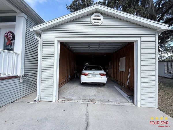 212 London Dr, Lot 212, Kissimmee FL 34746