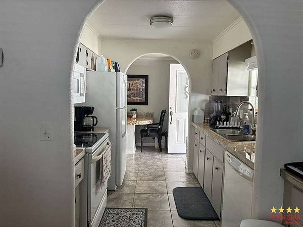 14614 Firestone St, Orlando FL 32826