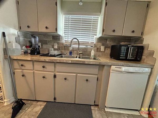 14614 Firestone St, Orlando FL 32826