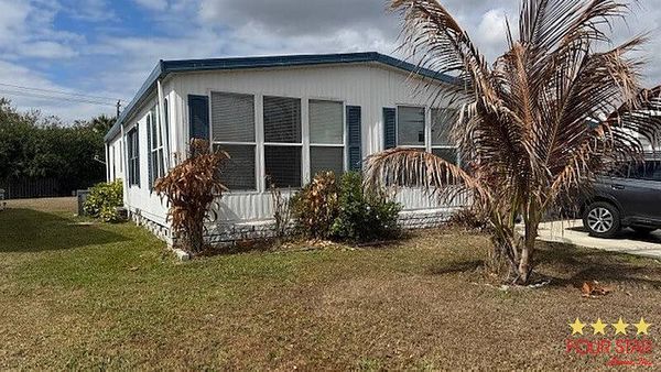 8775 20th St, Lot 35, Vero Beach FL 32966