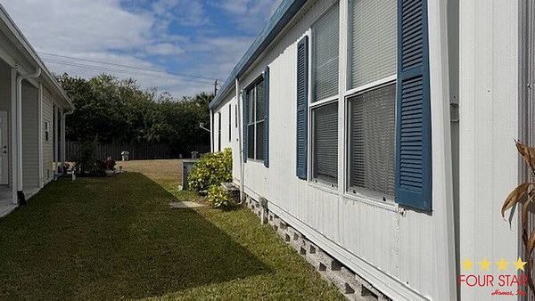 8775 20th St, Lot 35, Vero Beach FL 32966